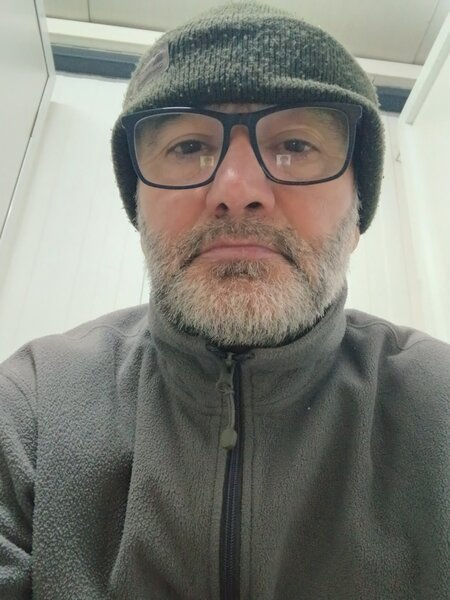 Domn, doresc o d-na miniona  Bucuresti